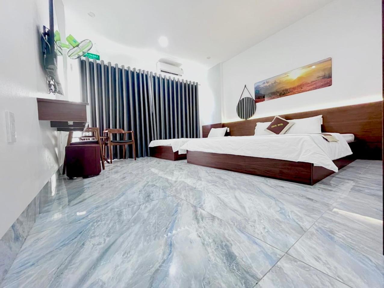 Khang Hotel Phủ Từ Sơn Oda fotoğraf