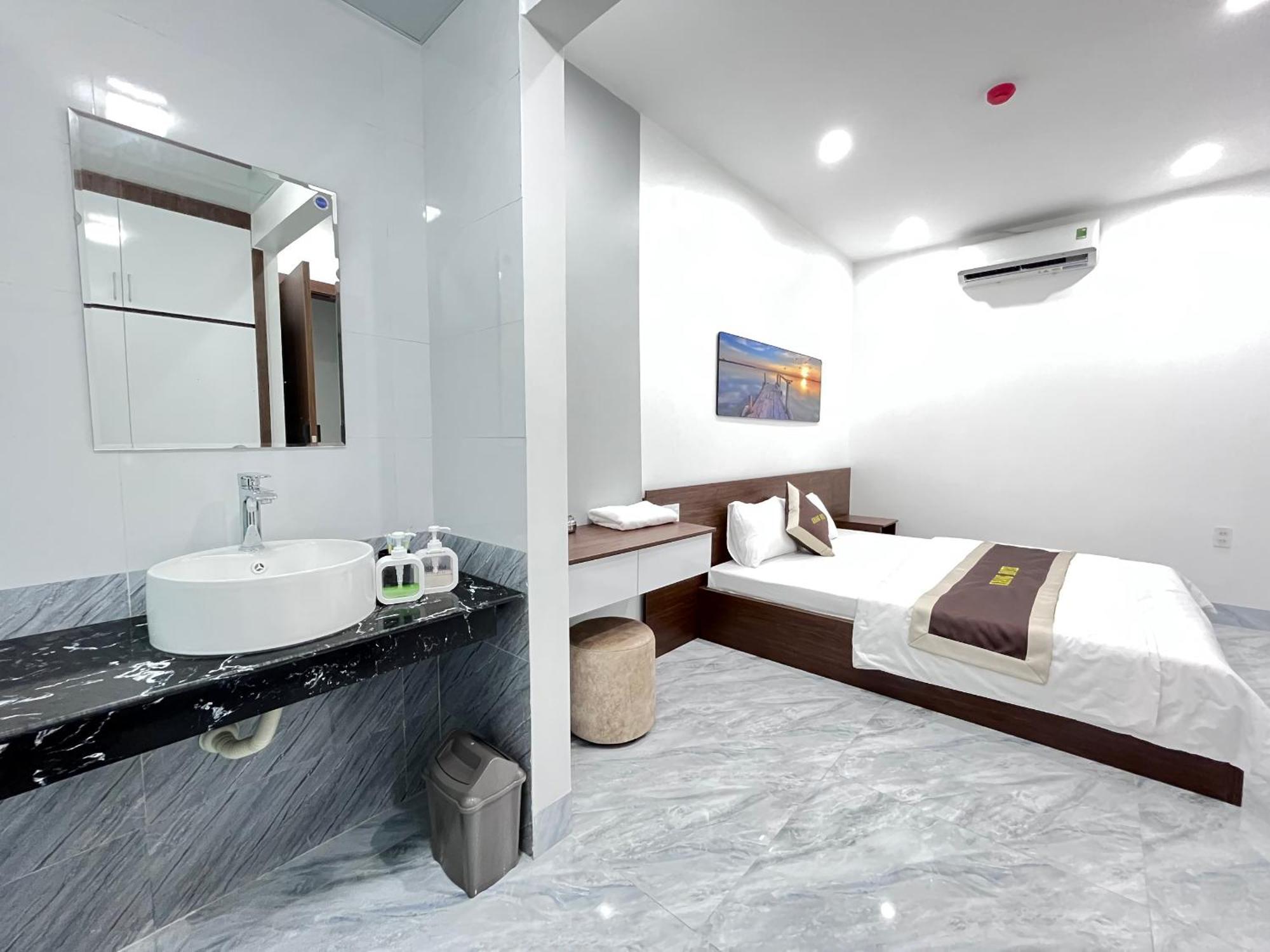 Khang Hotel Phủ Từ Sơn Oda fotoğraf
